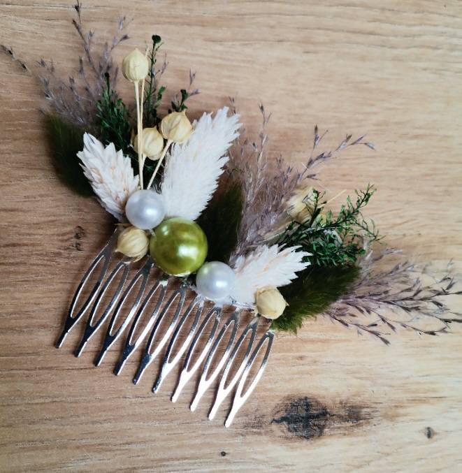 Pince à cheveux peigne